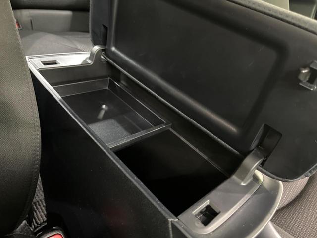 プリウス ＳセーフティプラスＩＩ　ＴＲＤフルエアロ　１０型ナビ　Ｂｌｕｅｔｏｏｔｈ　衝突被害軽減システム　レーダークルーズ　禁煙車　ＡＣ１００Ｖ電源　ブラインドスポットモニター　ＬＥＤヘッド／フォグ　オートハイビーム　車線逸脱警報（58枚目）