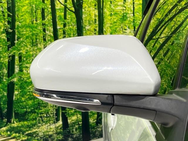 プリウス ＳセーフティプラスＩＩ　ＴＲＤフルエアロ　１０型ナビ　Ｂｌｕｅｔｏｏｔｈ　衝突被害軽減システム　レーダークルーズ　禁煙車　ＡＣ１００Ｖ電源　ブラインドスポットモニター　ＬＥＤヘッド／フォグ　オートハイビーム　車線逸脱警報（60枚目）