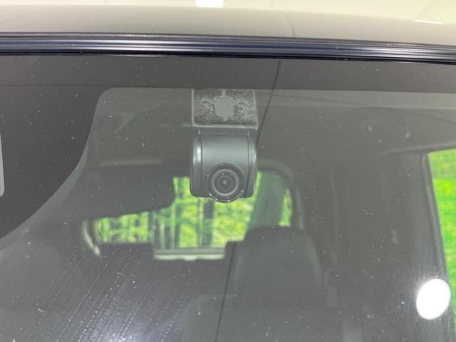 タント カスタムRSセレクション 純正9型ナビ 全周囲カメラ 両側電動ドア 車線逸脱警報 レーダークルーズ 衝突被害軽減システム 禁煙車 ハーフレザーシート ドラレコ スマートキー LEDヘッド オートハイビーム ETC(24枚目)