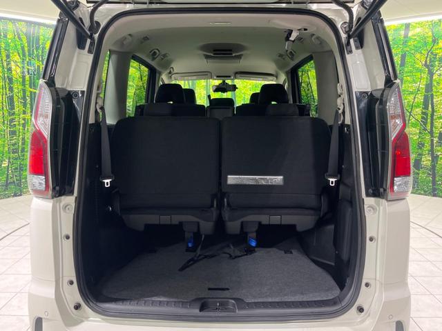 セレナ ハイウェイスター フリップダウンモニター ハンズフリー機能付き両側電動スライドドア 純正9型ナビ 全周囲カメラ プロパイロット 衝突被害軽減システム クリアランスソナー ETC Bluetooth 純正16インチAW(37枚目)