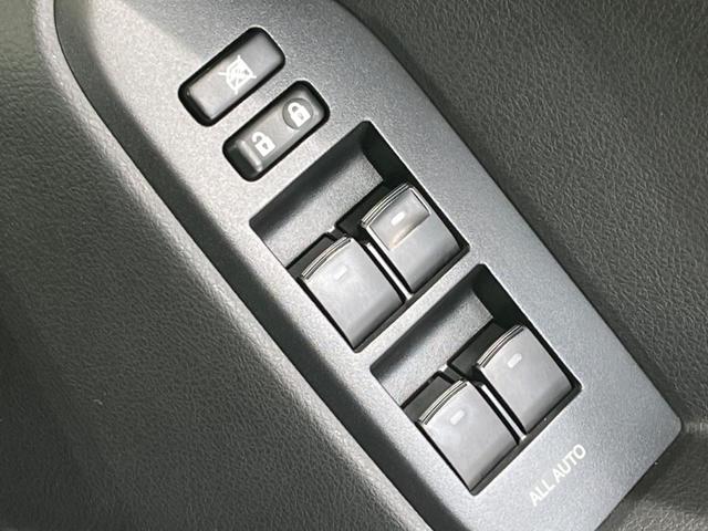 ランドクルーザープラド TX Lパッケージ・ブラックエディション 4WD ルーフレール メーカーOP9型ナビ 全周囲カメラ フルセグTV Bluetooth再生 ドラレコ シートエアコン レーダークルーズ 黒革シート LEDヘッド 衝突被害軽減システム ETC(44枚目)