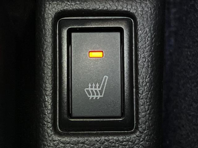 スイフトスポーツ ベースグレード ターボ 純正8型ナビ 全周囲カメラ シートヒーター オートマチックハイビーム LEDヘッド 衝突被害軽減システム クルコン ETC Bluetooth 禁煙車 純正17インチAW フォグライト(6枚目)