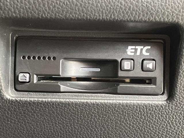 スイフトスポーツ ベースグレード ターボ 純正8型ナビ 全周囲カメラ シートヒーター オートマチックハイビーム LEDヘッド 衝突被害軽減システム クルコン ETC Bluetooth 禁煙車 純正17インチAW フォグライト(7枚目)