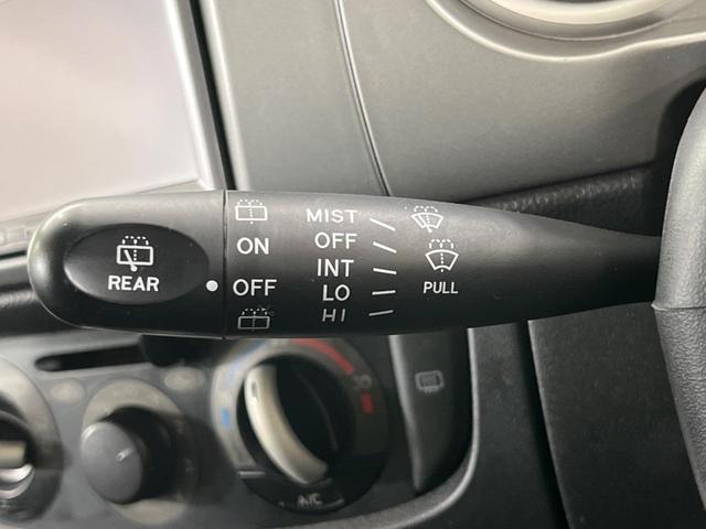 ステラ カスタムRリミテッド 純正ナビ 禁煙車 ETC スマートキー 純正14インチAW HIDヘッドライト オートエアコン シートリフター 電動格納ミラー 地デジ CD再生 盗難防止装置 プライバシーガラス 衝突安全ボディー(29枚目)