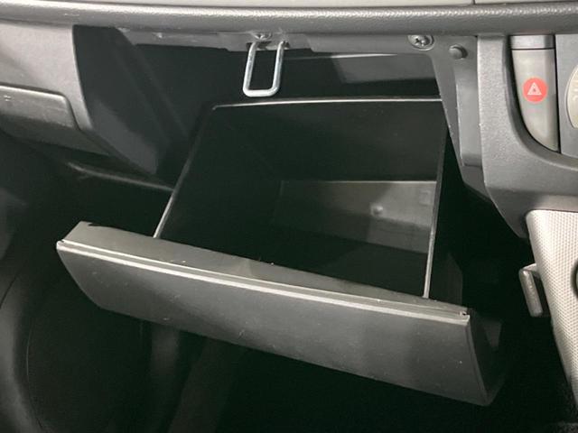 ステラ カスタムRリミテッド 純正ナビ 禁煙車 ETC スマートキー 純正14インチAW HIDヘッドライト オートエアコン シートリフター 電動格納ミラー 地デジ CD再生 盗難防止装置 プライバシーガラス 衝突安全ボディー(38枚目)