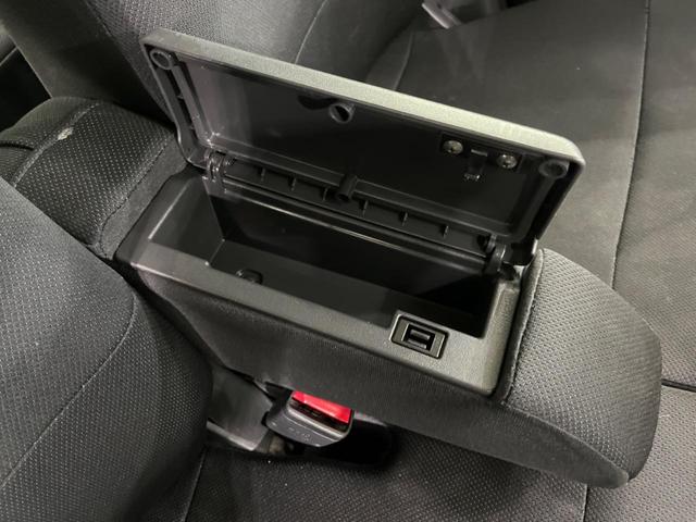 ステラ カスタムRリミテッド 純正ナビ 禁煙車 ETC スマートキー 純正14インチAW HIDヘッドライト オートエアコン シートリフター 電動格納ミラー 地デジ CD再生 盗難防止装置 プライバシーガラス 衝突安全ボディー(39枚目)