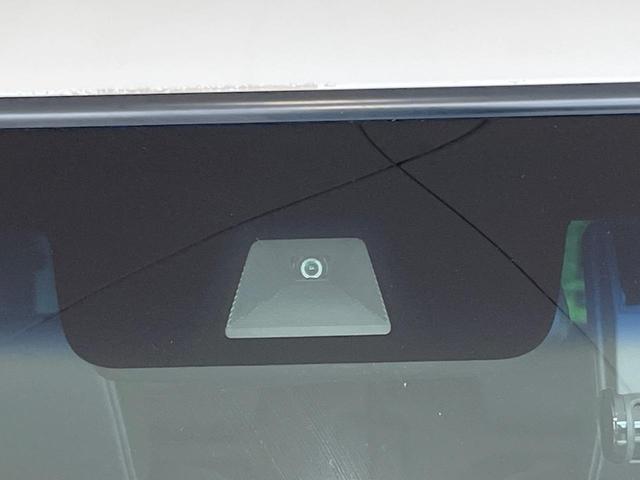 N-BOXカスタム G・Lターボホンダセンシング 両側電動スライドドア 純正8型ナビ バックカメラ Bluetooth アダプティブクルーズコントロール ドラレコ ETC オートマチックハイビーム オートライト 禁煙車 衝突被害軽減装置(3枚目)