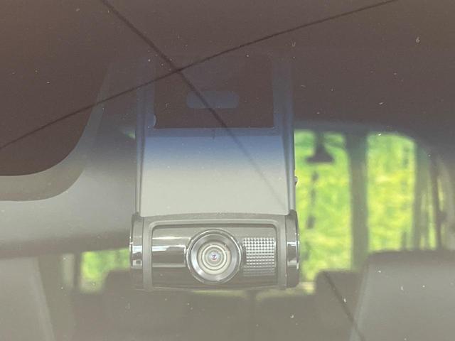 N-BOXカスタム G・Lターボホンダセンシング 両側電動スライドドア 純正8型ナビ バックカメラ Bluetooth アダプティブクルーズコントロール ドラレコ ETC オートマチックハイビーム オートライト 禁煙車 衝突被害軽減装置(24枚目)