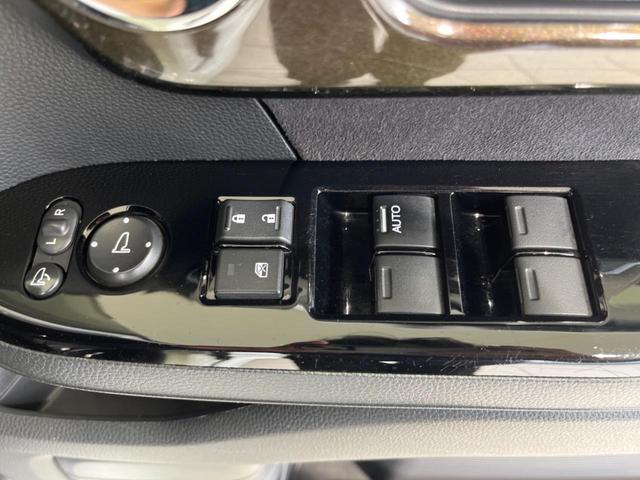 N-BOXカスタム G・Lターボホンダセンシング 両側電動スライドドア 純正8型ナビ バックカメラ Bluetooth アダプティブクルーズコントロール ドラレコ ETC オートマチックハイビーム オートライト 禁煙車 衝突被害軽減装置(39枚目)
