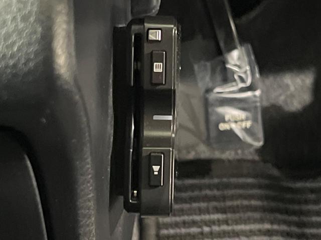 プロボックス ＤＸコンフォート　ＳＤナビ　オートマチックハイビーム　衝突被害軽減システム　Ｂｌｕｅｔｏｏｔｈ接続　ＥＴＣ　ドラレコ　ＣＤ／ＤＶＤ再生　フルセグ　車線逸脱警報　禁煙車　オートライト　パワーステアリング　横滑り防止装置（7枚目）