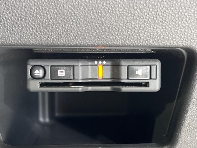 ムーヴキャンバス Gメイクアップリミテッド SAIII 純正8型ナビ 全周囲カメラ 両側電動スライドドア オートマチックハイビーム 衝突被害軽減システム LEDヘッド&フォグ Bluetooth CD/DVD再生 ETC ドラレコ 禁煙車 ドアバイザー(7枚目)