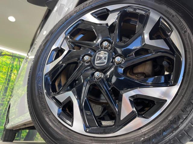 N-BOXカスタム G・Lターボホンダセンシング ターボ 両側電動ドア 純正8インチナビ アダプティブクルーズ ドラレコ ETC 衝突被害軽減システム 禁煙車 Bluetooth接続 オートハイビーム 車線逸脱警報 誤発進抑制機能 先行車発進お知らせ(13枚目)