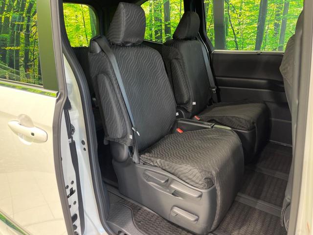 ノア ハイブリッドS-Z モデリスタエアロ フリップダウンモニター 純正10型ナビ バックカメラ 両側電動スライドドア レーダクルーズコントロール シートヒーター ETC 純正17インチAW 禁煙車 衝突被害軽減装置(9枚目)