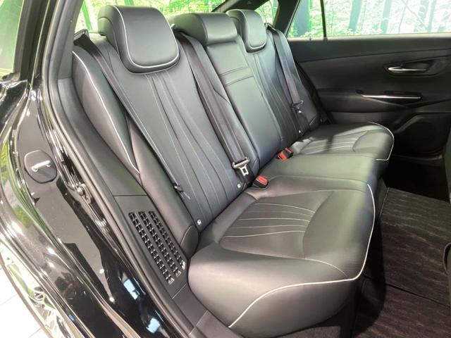 クラウンハイブリッド RSアドバンス 純正12.3インチディスプレイオーディオ 全周囲カメラ 衝突被害軽減システム レーダークルーズ 100V電源 レザーシート 禁煙車 クリアランスソナー デジタルインナーミラー LEDヘッド/フォグ(9枚目)