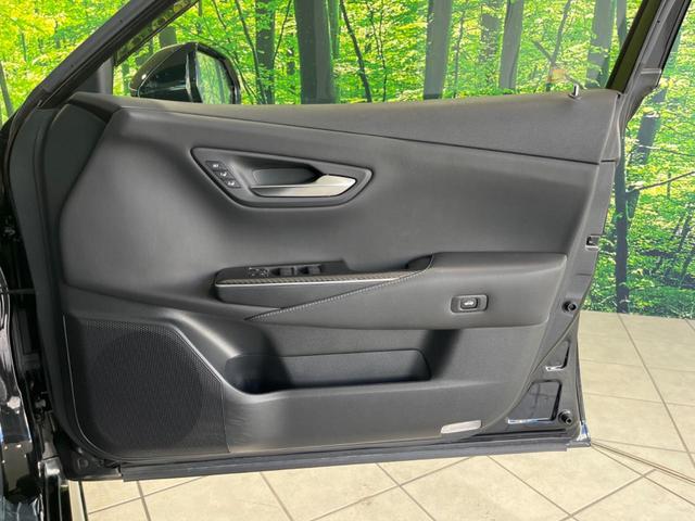 クラウンハイブリッド RSアドバンス 純正12.3インチディスプレイオーディオ 全周囲カメラ 衝突被害軽減システム レーダークルーズ 100V電源 レザーシート 禁煙車 クリアランスソナー デジタルインナーミラー LEDヘッド/フォグ(33枚目)