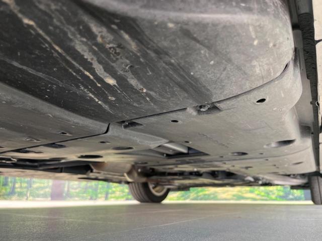 ＩＳ ＩＳ３００ｈ　純正１０．３型ナビ　衝突被害軽減システム　レーダークルーズ　禁煙車　Ｂｌｕｅｔｏｏｔｈ　ＥＴＣ　バックカメラ　ドラレコ　シートヒーター　クリアランスソナ　ＬＥＤヘッドライト　デュアルオートエアコン（21枚目）