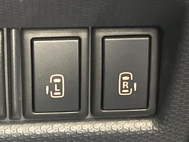 ソリオ ブラック&ホワイト 両側電動スライドドア SDナビ バックカメラ 禁煙車 スマートキー ETC オートライト オートエアコン 純正15インチAW Bluetooth再生 フルセグ CD/DVD再生 ステアリングスイッチ(5枚目)