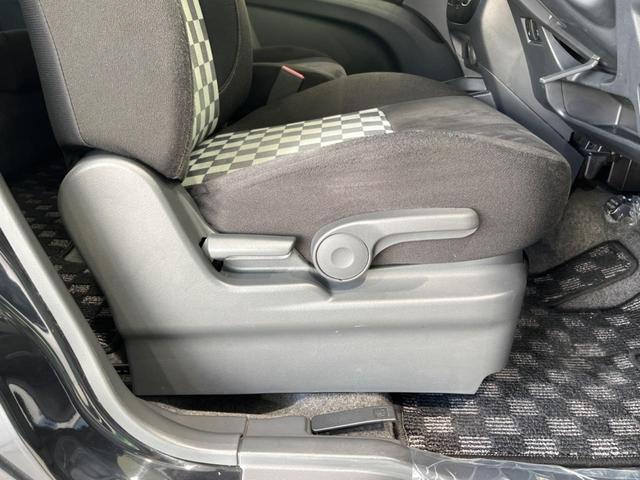 ソリオ ブラック&ホワイト 両側電動スライドドア SDナビ バックカメラ 禁煙車 スマートキー ETC オートライト オートエアコン 純正15インチAW Bluetooth再生 フルセグ CD/DVD再生 ステアリングスイッチ(32枚目)