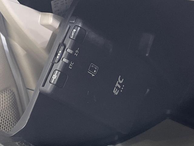 NV100クリッパーリオ E 電動スライド 純正ナビ 衝突軽減装置 禁煙車 シートヒーター スマートキー HIDヘッド Bluetooth ETC オートハイビーム 車線逸脱警報 コーナーセンサー オートエアコン 純正14AW(7枚目)