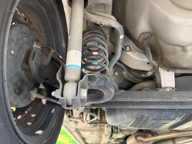 ルクラ Lスペシャル SDナビ 禁煙車 ドライブレコーダー ETC Bluetooth再生 フルセグTV CD/DVD再生 パワーステアリング パワーウィンドウ アイドリングストップ 電動格納ミラー 盗難防止システム(20枚目)