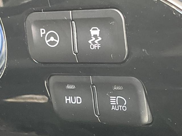 プリウス Ａツーリングセレクション　純正９インチナビ　レーダークルーズ　ＥＴＣ２．０　ドラレコ　パークアシスト　トヨタセーフティセンス　シートヒーター　オートマチックハイビーム　車線逸脱警報　クリアランスソナー　禁煙車　ＬＥＤヘッド（7枚目）