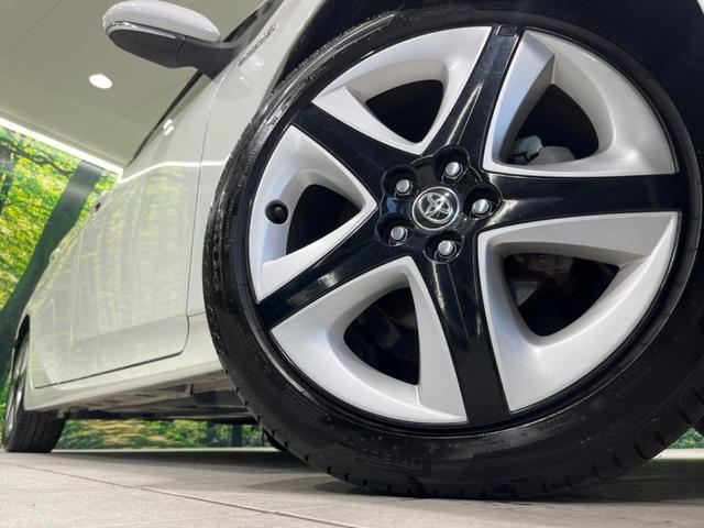 プリウス Ａツーリングセレクション　純正９インチナビ　レーダークルーズ　ＥＴＣ２．０　ドラレコ　パークアシスト　トヨタセーフティセンス　シートヒーター　オートマチックハイビーム　車線逸脱警報　クリアランスソナー　禁煙車　ＬＥＤヘッド（13枚目）