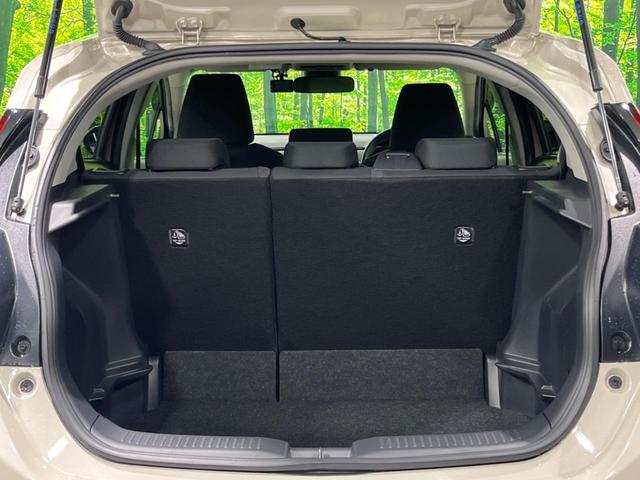 アクア Z 純正10.5型ディスプレイオーディオ 全周囲カメラ 衝突被害軽減システム レーダークルーズ 禁煙車 AC100V電源 Bluetooth ドラレコ クリアランスソナー ETC LEDヘッド/フォグ(32枚目)