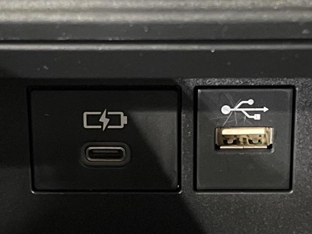 アクア Z 純正10.5型ディスプレイオーディオ 全周囲カメラ 衝突被害軽減システム レーダークルーズ 禁煙車 AC100V電源 Bluetooth ドラレコ クリアランスソナー ETC LEDヘッド/フォグ(44枚目)