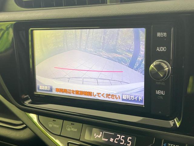 アクア Sスタイルブラック 純正ナビ Bluetooth フルセグ ETC 禁煙車 衝突被害軽減装置 オートマチックハイビーム オートライト スマートキー&プッシュスタート オートエアコン CD/DVD再生 プライバシーガラス(5枚目)