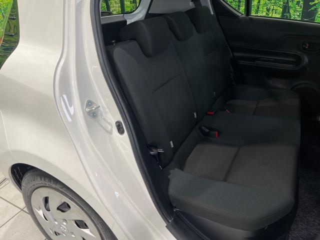 アクア Sスタイルブラック 純正ナビ Bluetooth フルセグ ETC 禁煙車 衝突被害軽減装置 オートマチックハイビーム オートライト スマートキー&プッシュスタート オートエアコン CD/DVD再生 プライバシーガラス(9枚目)