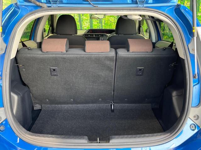 アクア G 純正ナビ バックカメラ ETC スマートキー&プッシュスタート オートエアコン オートライト 禁煙車 電動格納ミラー ドアバイザー 横滑り防止システム 運転席&助手席エアバッグ 衝突安全ボディ(10枚目)