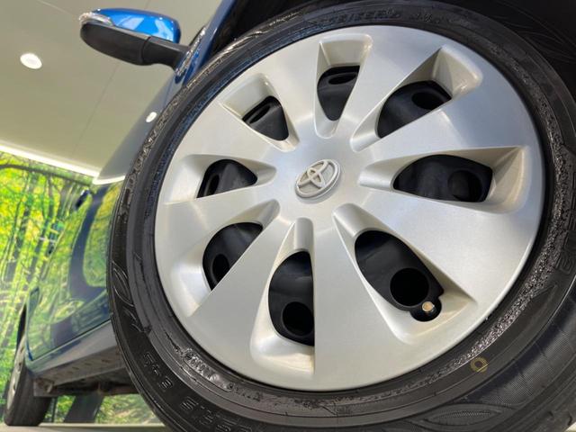 アクア G 純正ナビ バックカメラ ETC スマートキー&プッシュスタート オートエアコン オートライト 禁煙車 電動格納ミラー ドアバイザー 横滑り防止システム 運転席&助手席エアバッグ 衝突安全ボディ(13枚目)