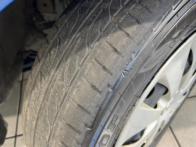 アクア G 純正ナビ バックカメラ ETC スマートキー&プッシュスタート オートエアコン オートライト 禁煙車 電動格納ミラー ドアバイザー 横滑り防止システム 運転席&助手席エアバッグ 衝突安全ボディ(51枚目)