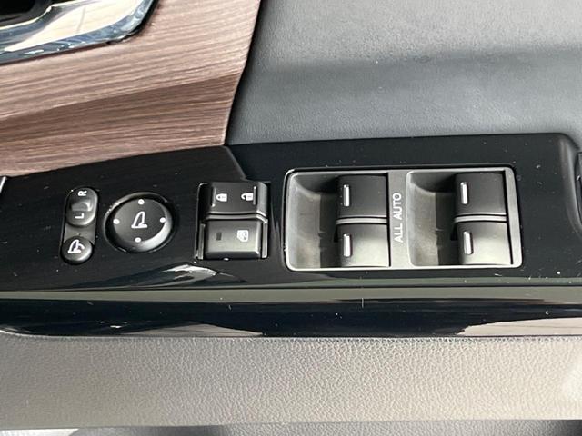 オデッセイ アブソルート・EX フリップダウンモニター 両側電動スライドドア 純正10型ナビ 全周囲カメラ ブラインドスポットモニター シートヒーター アダプティブクルーズコントロール ETC 禁煙車 衝突被害軽減装置(45枚目)