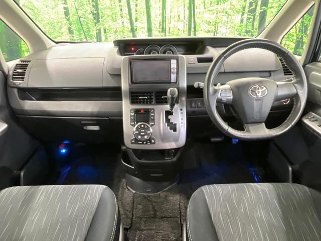 ヴォクシー ZS 煌II 両側電動ドア 純正ナビ バックカメラ スマートキー&プッシュスタート ETC オートエアコン オートライト HIDヘッドライト 純正16インチAW 禁煙車 ドアバイザー 電動格納ミラー(2枚目)