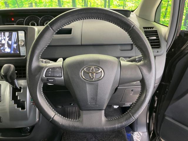 ヴォクシー ZS 煌II 両側電動ドア 純正ナビ バックカメラ スマートキー&プッシュスタート ETC オートエアコン オートライト HIDヘッドライト 純正16インチAW 禁煙車 ドアバイザー 電動格納ミラー(12枚目)