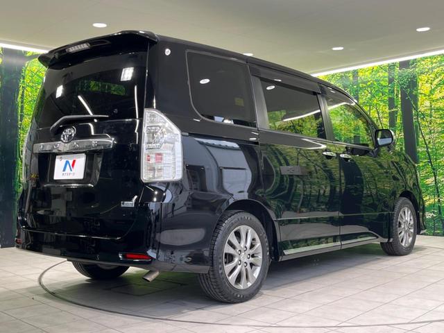 ヴォクシー ZS 煌II 両側電動ドア 純正ナビ バックカメラ スマートキー&プッシュスタート ETC オートエアコン オートライト HIDヘッドライト 純正16インチAW 禁煙車 ドアバイザー 電動格納ミラー(17枚目)