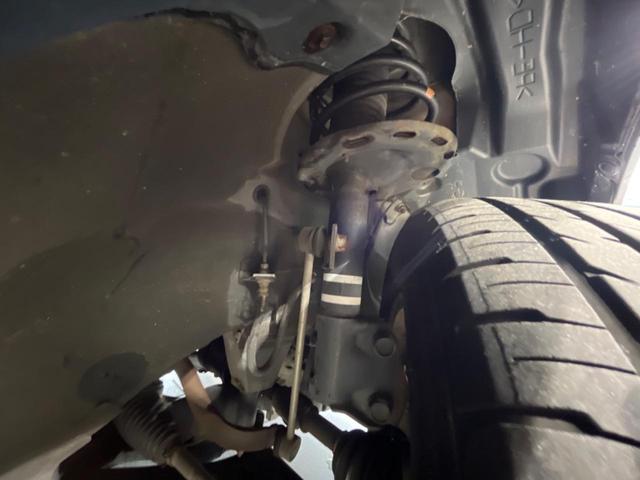 ヴォクシー ZS 煌II 両側電動ドア 純正ナビ バックカメラ スマートキー&プッシュスタート ETC オートエアコン オートライト HIDヘッドライト 純正16インチAW 禁煙車 ドアバイザー 電動格納ミラー(20枚目)