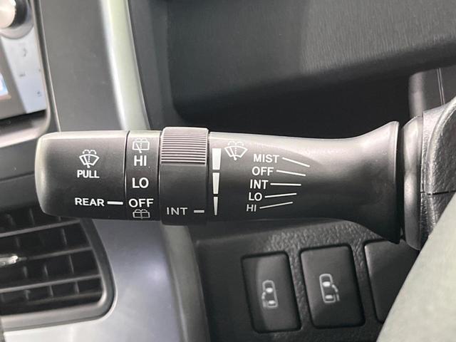 ヴォクシー ZS 煌II 両側電動ドア 純正ナビ バックカメラ スマートキー&プッシュスタート ETC オートエアコン オートライト HIDヘッドライト 純正16インチAW 禁煙車 ドアバイザー 電動格納ミラー(29枚目)