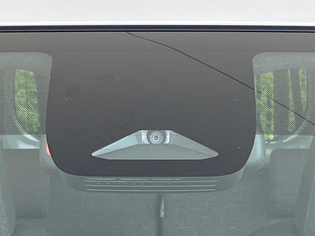 シエンタ ハイブリッドZ 両側電動スライドドア 純正10型ナビ 全周囲カメラ ブラインドスポットモニター レーダクルーズコントロール ETC スマートキー&プッシュスタート オートマチックハイビーム 禁煙車 衝突被害軽減装置(3枚目)