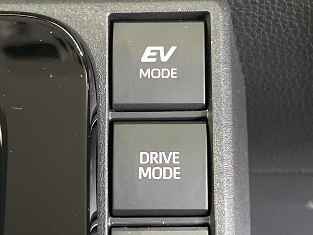 シエンタ ハイブリッドZ 両側電動スライドドア 純正10型ナビ 全周囲カメラ ブラインドスポットモニター レーダクルーズコントロール ETC スマートキー&プッシュスタート オートマチックハイビーム 禁煙車 衝突被害軽減装置(32枚目)