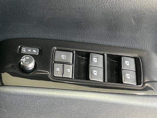 アルファード 2.5S Aパッケージ タイプブラック フリップダウンモニター 両側電動スライドドア 純正10型ナビ バックカメラ Bluetooth レーダクルーズコントロール パワーバックドア ETC 純正18インチAW 禁煙車 衝突被害軽減装置(39枚目)