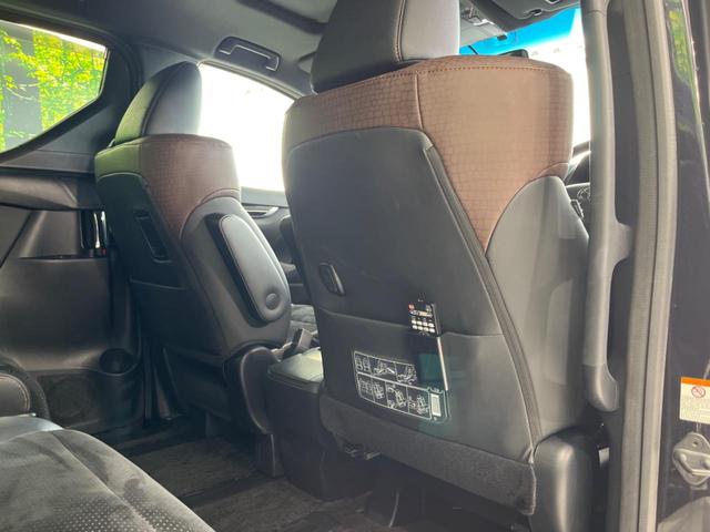 アルファード 2.5S Aパッケージ タイプブラック ムーンルーフ フリップダウンモニター 両側電動スライド 純正10インチナビ レーダークルーズ 衝突軽減装置 禁煙車 合皮シート バックカメラ ドラレコ ETC LEDヘッド オートマチックハイビーム(39枚目)