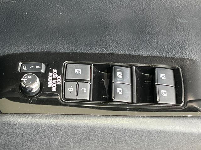 アルファード 2.5S Aパッケージ タイプブラック ムーンルーフ フリップダウンモニター 両側電動スライド 純正10インチナビ レーダークルーズ 衝突軽減装置 禁煙車 合皮シート バックカメラ ドラレコ ETC LEDヘッド オートマチックハイビーム(50枚目)