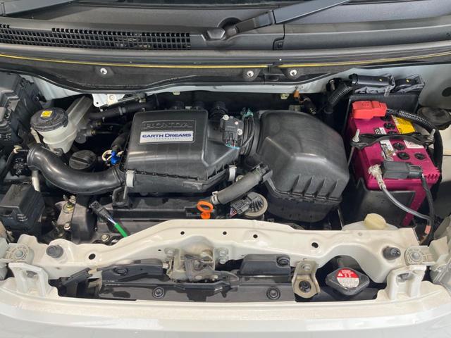 N-BOXスラッシュ G・Lノヴァカントリースタイル 純正ナビ バックカメラ Bluetooth シートヒーター ETC アイドリングストップ オートライト HIDヘッドライト スマートキー&プッシュスタート 禁煙車 衝突被害軽減装置(18枚目)