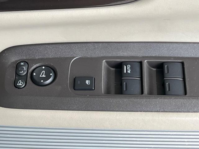 N-BOXスラッシュ G・Lノヴァカントリースタイル 純正ナビ バックカメラ Bluetooth シートヒーター ETC アイドリングストップ オートライト HIDヘッドライト スマートキー&プッシュスタート 禁煙車 衝突被害軽減装置(39枚目)