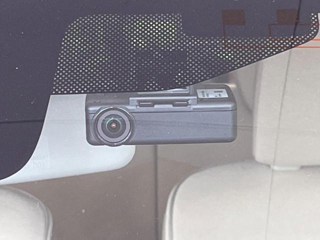 アルトラパン X 純正8型ナビ 全周囲カメラ シートヒーター ドラレコ アイドリングストップ オートマチックハイビーム オートライト HIDヘッドライト 純正14インチAW 禁煙車 衝突被害軽減装置(7枚目)