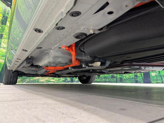 シエンタ ハイブリッドZ 両側電動スライドドア 純正10.5型ナビ 全周囲カメラ シートヒーター ブラインドスポットモニター レーダクルーズコントロール オートマチックハイビーム 純正15インチAW 禁煙車 衝突被害軽減装置(21枚目)