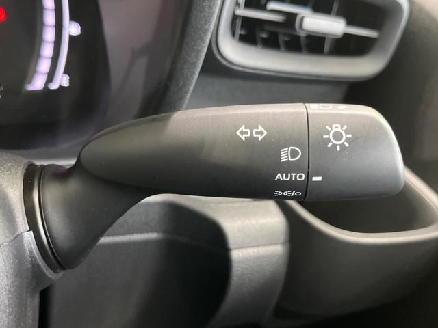 シエンタ ハイブリッドZ 両側電動スライドドア 純正10.5型ナビ 全周囲カメラ シートヒーター ブラインドスポットモニター レーダクルーズコントロール オートマチックハイビーム 純正15インチAW 禁煙車 衝突被害軽減装置(36枚目)