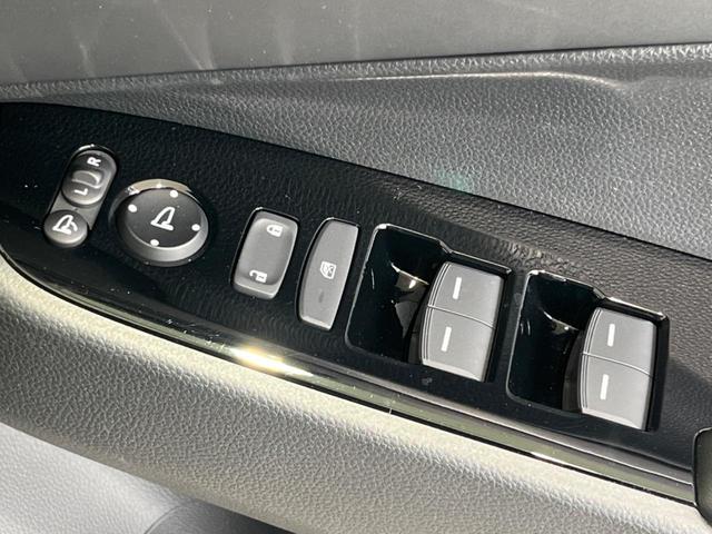 ヴェゼル e:HEV Z 純正9型ナビ バックカメラ ハンズフリー機能付きパワーバックドア アダプティブクルーズコントロール シートヒーター ETC オートマチックハイビーム 純正18インチAW 禁煙車 衝突被害軽減装置(44枚目)